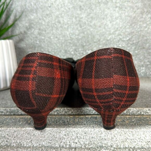 Metaphor Red Plaid Fleece Kitten Heels With Bow Size 6 Holiday Winter - Picture 3 of 7